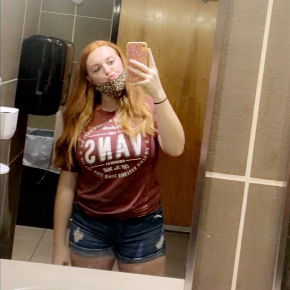 Meet your Posher, Adyson